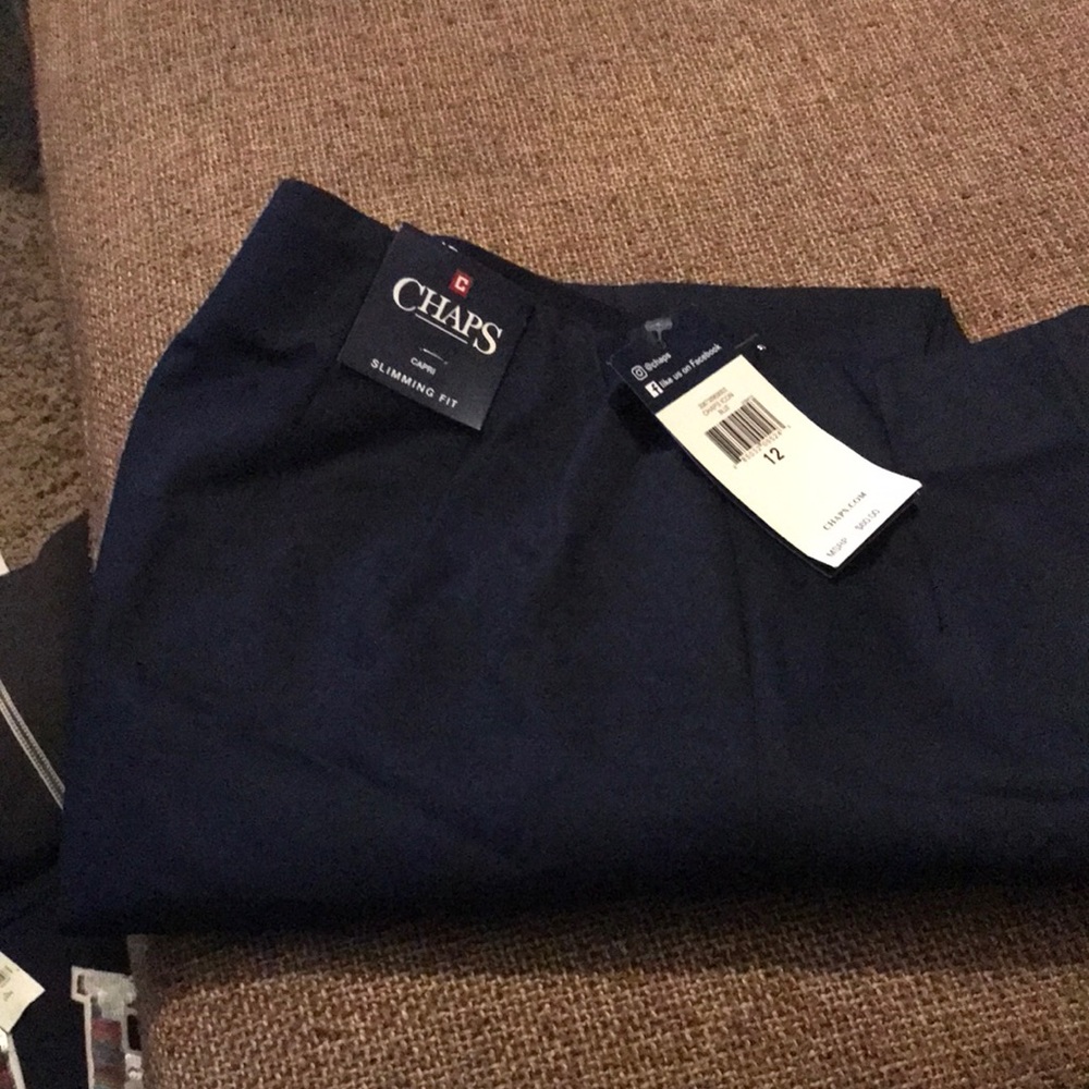 Chaps capri pants